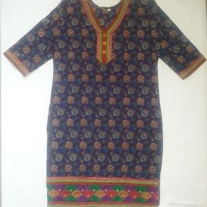 Tunice w/Side Splits